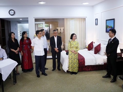 Phó thủ tướng Vũ Đức Đam: Đào tạo từ sơ cấp đến sau đại học, vì sao nhân lực du lịch vẫn thiếu? - Ảnh 3. Phó thủ tướng Vũ Đức Đam: Đào tạo từ sơ cấp đến sau đại học, vì sao nhân lực du lịch vẫn thiếu? - Ảnh 3.