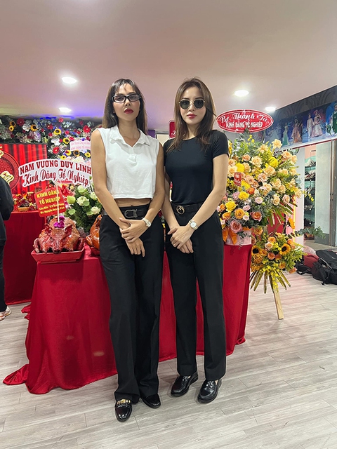 Ảnh vui sao Việt 8-9: Dương Triệu Vũ mừng vì Hoài Linh ‘ăn ngon ngủ ngon’ - Ảnh 6. Ảnh vui sao Việt 8-9: Dương Triệu Vũ mừng vì Hoài Linh ‘ăn ngon ngủ ngon’ - Ảnh 6.