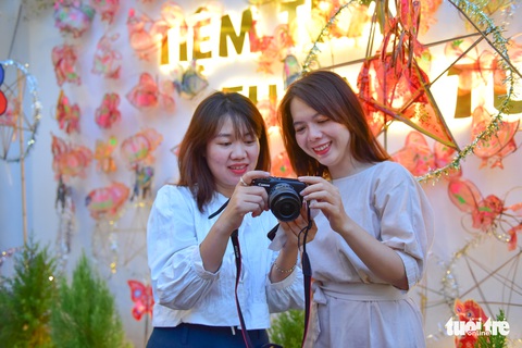 Trở về tuổi thơ trong những... quán cà phê - Ảnh 4. Trở về tuổi thơ trong những... quán cà phê - Ảnh 4.
