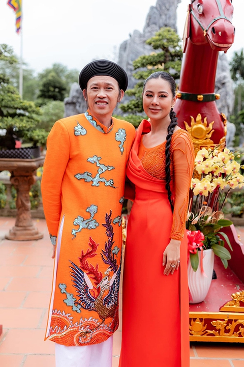 Ảnh vui sao Việt 8-9: Dương Triệu Vũ mừng vì Hoài Linh ‘ăn ngon ngủ ngon’ - Ảnh 3. Ảnh vui sao Việt 8-9: Dương Triệu Vũ mừng vì Hoài Linh ‘ăn ngon ngủ ngon’ - Ảnh 3.