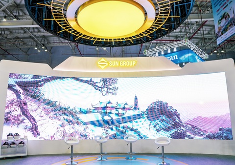 Trải nghiệm Sun World và InterContinental Danang qua kính VR - Ảnh 1. Trải nghiệm Sun World và InterContinental Danang qua kính VR - Ảnh 1.