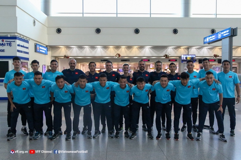 Tuyển futsal Việt Nam dự Continental Futsal Championship 2022 - Ảnh 1. Tuyển futsal Việt Nam dự Continental Futsal Championship 2022 - Ảnh 1.