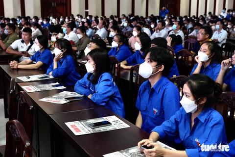 Cán bộ TP.HCM bắt đầu tranh tài Tham mưu tốt - Dân vận khéo - Ảnh 2.