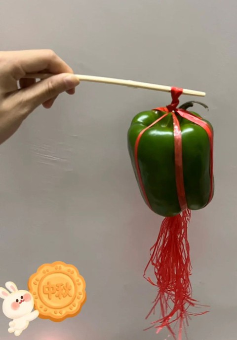 10 mẫu đèn Trung thu được mẹ giấu trong bếp vừa rẻ vừa thú vị - Ảnh 6. 10 mẫu đèn Trung thu được mẹ giấu trong bếp vừa rẻ vừa thú vị - Ảnh 6.