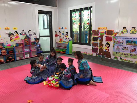Ngôi trường bằng nhựa tái chế đầu tiên tại Việt Nam - Ảnh 2. Ngôi trường bằng nhựa tái chế đầu tiên tại Việt Nam - Ảnh 2.