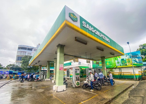 Tước giấy phép doanh nghiệp xăng dầu: mức phạt quá nặng với lỗi thủ tục? - Ảnh 2. Tước giấy phép doanh nghiệp xăng dầu: mức phạt quá nặng với lỗi thủ tục? - Ảnh 2.