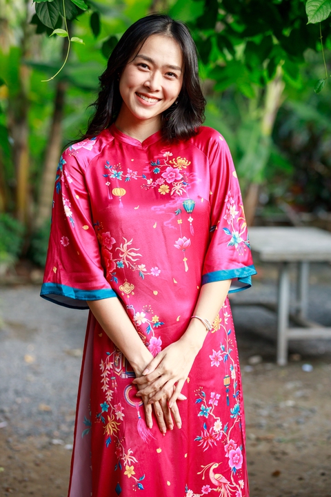 Kim Xuân, Lê Thiện gây sốc với tạo hình chặt chém trong Tết ngọt Tết thơm - Ảnh 4. Kim Xuân, Lê Thiện gây sốc với tạo hình chặt chém trong Tết ngọt Tết thơm - Ảnh 4.