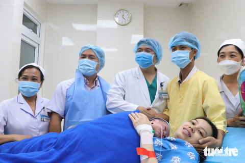 Những em bé chào đời vào thời khắc giao thừa 2023 tại TP.HCM - Ảnh 4. Những em bé chào đời vào thời khắc giao thừa 2023 tại TP.HCM - Ảnh 4.