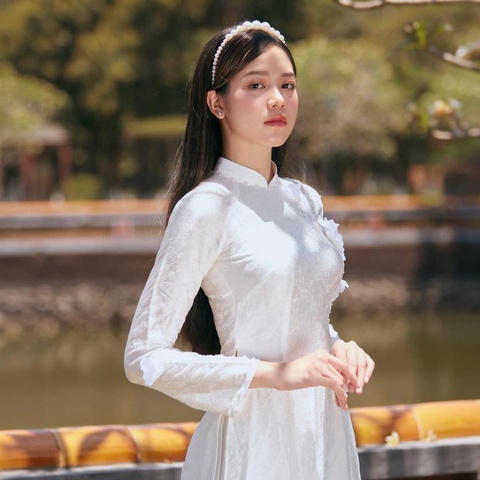 Soi nhan sắc 11 người đẹp Việt đăng quang hoa hậu năm 2022 - Ảnh 1. Soi nhan sắc 11 người đẹp Việt đăng quang hoa hậu năm 2022 - Ảnh 1.
