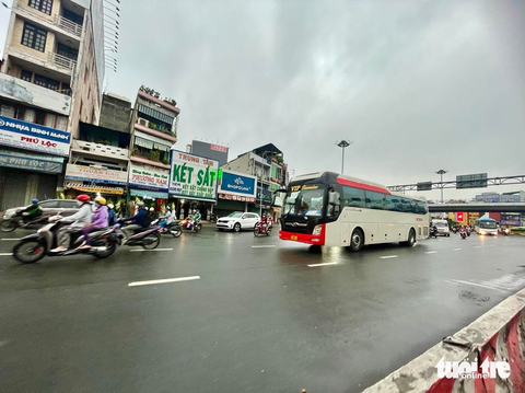 Ghi nhận ngày đầu hạn chế xe giường nằm vào trung tâm TP.HCM - Ảnh 3. Ghi nhận ngày đầu hạn chế xe giường nằm vào trung tâm TP.HCM - Ảnh 3.