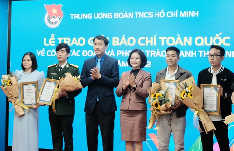 34 tác phẩm nhận giải báo chí công tác Đoàn và phong trào thanh thiếu nhi 2022 - Ảnh 2. 34 tác phẩm nhận giải báo chí công tác Đoàn và phong trào thanh thiếu nhi 2022 - Ảnh 2.