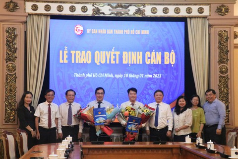 Nhà báo Đinh Đức Thọ và Nguyễn Thái Bình làm phó tổng biên tập báo Pháp Luật TP.HCM - Ảnh 1. Nhà báo Đinh Đức Thọ và Nguyễn Thái Bình làm phó tổng biên tập báo Pháp Luật TP.HCM - Ảnh 1.