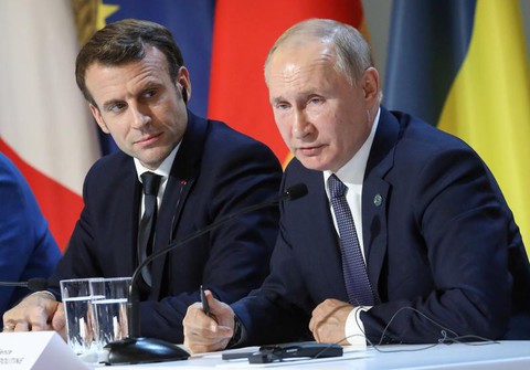 Tổng thống Pháp nhận định ông Putin muốn khôi phục đế chế Nga - Ảnh 1. Tổng thống Pháp nhận định ông Putin muốn khôi phục đế chế Nga - Ảnh 1.