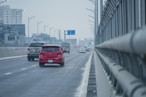 Hà Nội: Đường vành đai 2 trên cao chính thức thông xe, những loại xe nào được đi? - Ảnh 4. Hà Nội: Đường vành đai 2 trên cao chính thức thông xe, những loại xe nào được đi? - Ảnh 4.