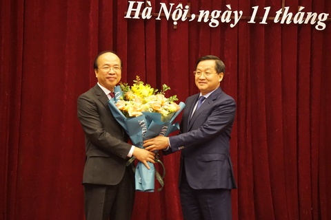 Ông Phan Chí Hiếu chính thức làm chủ tịch Viện hàn lâm Khoa học xã hội Việt Nam - Ảnh 1. Ông Phan Chí Hiếu chính thức làm chủ tịch Viện hàn lâm Khoa học xã hội Việt Nam - Ảnh 1.
