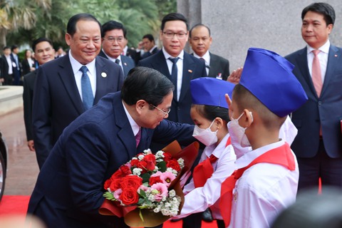 Lào tổ chức lễ đón trọng thể Thủ tướng Phạm Minh Chính - Ảnh 3. Lào tổ chức lễ đón trọng thể Thủ tướng Phạm Minh Chính - Ảnh 3.