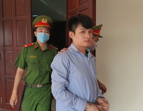 Cuối năm rền rĩ 'Đắp mộ cuộc tình' - Kỳ 2: Hát, hú và hét - Ảnh 2. Cuối năm rền rĩ 'Đắp mộ cuộc tình' - Kỳ 2: Hát, hú và hét - Ảnh 2.