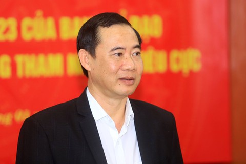 Vụ án tại Cục Đăng kiểm Việt Nam: Không phải tham nhũng vặt mà quy mô lớn lắm - Ảnh 1. Vụ án tại Cục Đăng kiểm Việt Nam: Không phải tham nhũng vặt mà quy mô lớn lắm - Ảnh 1.