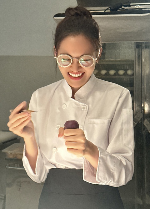 Trấn Thành: Bố già cứu nhà rạp khỏi phá sản sau COVID-19 - Ảnh 4. Trấn Thành: Bố già cứu nhà rạp khỏi phá sản sau COVID-19 - Ảnh 4.
