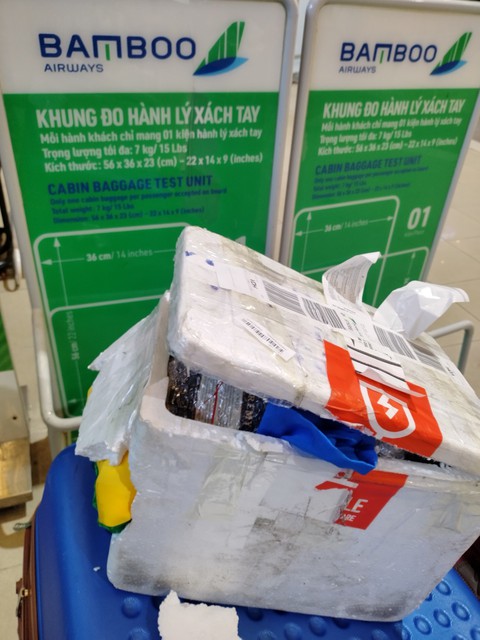 Hành lý ký gửi đóng gói dán nhãn cẩn thận vẫn bị bể, hãng bay miễn trừ trách nhiệm? - Ảnh 2. Hành lý ký gửi đóng gói dán nhãn cẩn thận vẫn bị bể, hãng bay miễn trừ trách nhiệm? - Ảnh 2.