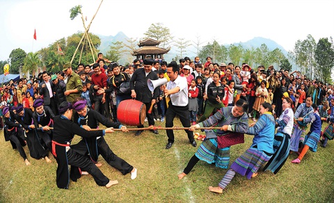 Nguyễn Á và mùa xuân về miền di sản - Ảnh 5. Nguyễn Á và mùa xuân về miền di sản - Ảnh 5.