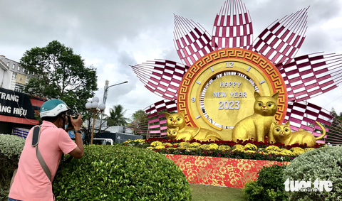 Khắp nơi tạo hình linh vật mèo chào xuân Quý Mão - Ảnh 10. Khắp nơi tạo hình linh vật mèo chào xuân Quý Mão - Ảnh 10.