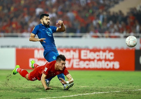 Việt Nam hòa Thái Lan 2-2 trên sân Mỹ Đình - Ảnh 1. Việt Nam hòa Thái Lan 2-2 trên sân Mỹ Đình - Ảnh 1.