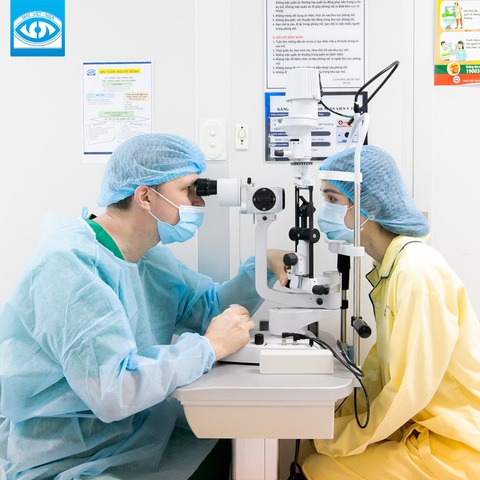 BV Mắt Quốc tế Việt - Nga nhận chứng nhận Đông Nam Á về Relex Smile - Ảnh 2. BV Mắt Quốc tế Việt - Nga nhận chứng nhận Đông Nam Á về Relex Smile - Ảnh 2.