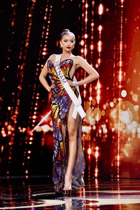 Giải mã điệu múa sen của Ngọc Châu ở Miss Universe gây sốt - Ảnh 5. Giải mã điệu múa sen của Ngọc Châu ở Miss Universe gây sốt - Ảnh 5.