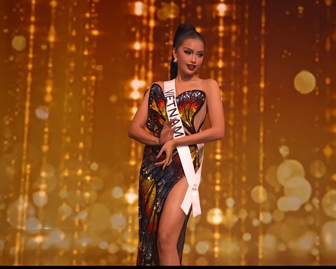 Giải mã điệu múa sen của Ngọc Châu ở Miss Universe gây sốt - Ảnh 2. Giải mã điệu múa sen của Ngọc Châu ở Miss Universe gây sốt - Ảnh 2.