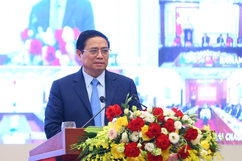 Thủ tướng không hài lòng trước tình trạng các bộ đùn đẩy, đá qua đá lại, sợ trách nhiệm - Ảnh 1. Thủ tướng không hài lòng trước tình trạng các bộ đùn đẩy, đá qua đá lại, sợ trách nhiệm - Ảnh 1.