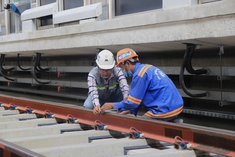 Metro số 1: Chạy đua với Tết, gấp rút hoàn thiện 11 nhà ga trên cao - Ảnh 4. Metro số 1: Chạy đua với Tết, gấp rút hoàn thiện 11 nhà ga trên cao - Ảnh 4.