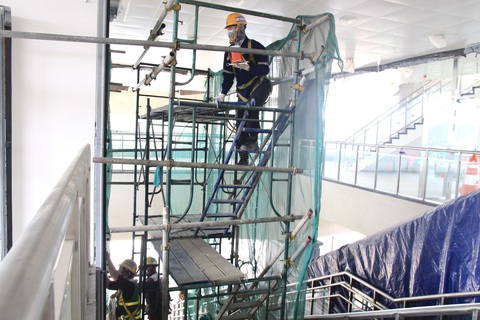 Metro số 1: Chạy đua với Tết, gấp rút hoàn thiện 11 nhà ga trên cao - Ảnh 3. Metro số 1: Chạy đua với Tết, gấp rút hoàn thiện 11 nhà ga trên cao - Ảnh 3.