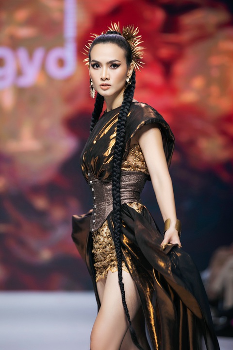 Siêu mẫu Anh Thư, Võ Hoàng Yến, Hà Anh... giao lưu thời trang châu Á - Ảnh 10. Siêu mẫu Anh Thư, Võ Hoàng Yến, Hà Anh... giao lưu thời trang châu Á - Ảnh 10.
