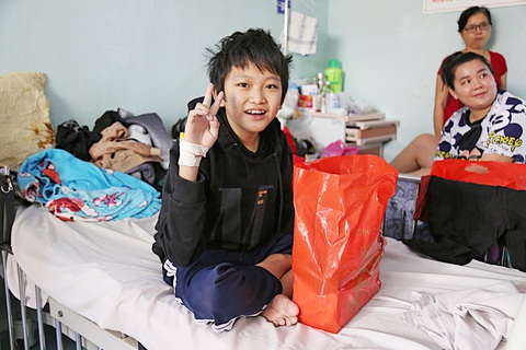 Người trẻ chăm lo Tết cho người nghèo - Ảnh 6. Người trẻ chăm lo Tết cho người nghèo - Ảnh 6.