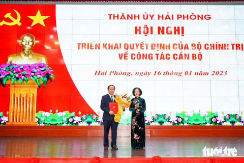 Hải Phòng có tân bí thư Thành ủy nhiệm kỳ 2020-2025 - Ảnh 1. Hải Phòng có tân bí thư Thành ủy nhiệm kỳ 2020-2025 - Ảnh 1.