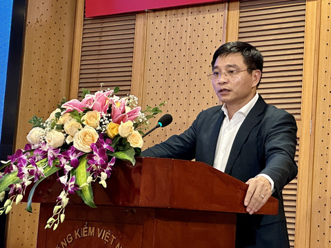 Đăng kiểm quản lý nhà nước nhưng nhận tiền bảo kê hàng tháng thì quản lý gì nữa - Ảnh 1. Đăng kiểm quản lý nhà nước nhưng nhận tiền bảo kê hàng tháng thì quản lý gì nữa - Ảnh 1.