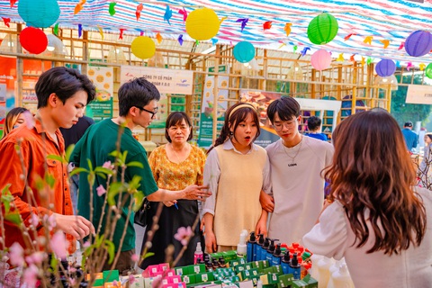 Home Hanoi Xuan và Happy Tết 2023: Điểm đón tết mới của giới trẻ thủ đô - Ảnh 4. Home Hanoi Xuan và Happy Tết 2023: Điểm đón tết mới của giới trẻ thủ đô - Ảnh 4.