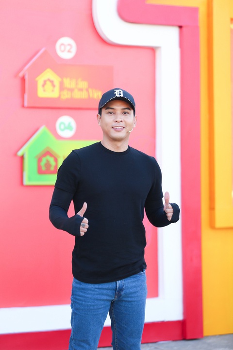 Hồ Quang Hiếu lo sợ ngoài U50 mới tìm được bạn gái - Ảnh 1. Hồ Quang Hiếu lo sợ ngoài U50 mới tìm được bạn gái - Ảnh 1.