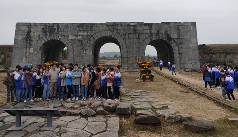 Đón Tết, miễn phí tham quan Di sản văn hóa thế giới Thành nhà Hồ - Ảnh 2. Đón Tết, miễn phí tham quan Di sản văn hóa thế giới Thành nhà Hồ - Ảnh 2.