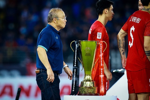 HLV Park Hang Seo đã không thể có lần thứ 2 cùng tuyển Việt Nam vô địch AFF Cup 2022 sau khi thất bại chung cuộc 2-3 trước Thái Lan sau 2 lượt trận chung kết - Ảnh: NGUYỄN KHÁNH HLV Park Hang Seo đã không thể có lần thứ 2 cùng tuyển Việt Nam vô địch AFF Cup 2022, sau khi thất bại chung cuộc 2-3 trước Thái Lan sau 2 lượt trận chung kết - Ảnh: NGUYỄN KHÁNH