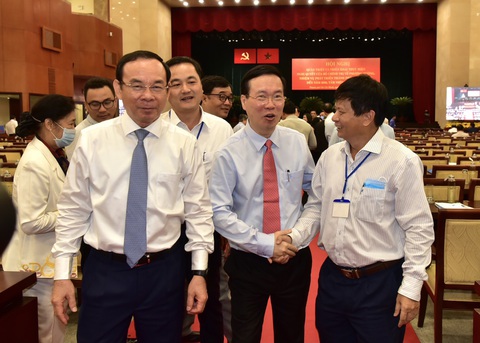 Bí thư Nguyễn Văn Nên: Phải thể chế hóa nghị quyết 31 để phân cấp mạnh cho TP.HCM - Ảnh 1. Bí thư Nguyễn Văn Nên: Phải thể chế hóa nghị quyết 31 để phân cấp mạnh cho TP.HCM - Ảnh 1.