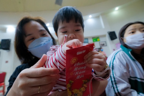 ‘Nhận quà Ước mơ của Thúy, con mang Tết về cho bố mẹ’ - Ảnh 5. ‘Nhận quà Ước mơ của Thúy, con mang Tết về cho bố mẹ’ - Ảnh 5.