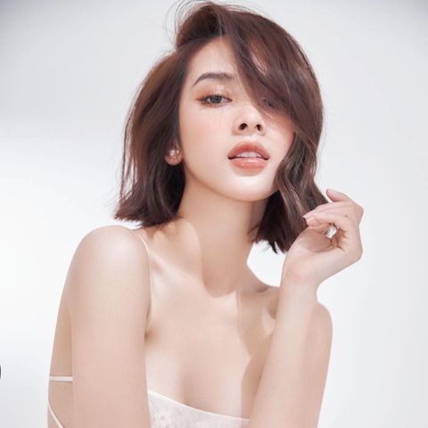 Quỳnh Lương thích thú khi vào vai phản diện, điên cuồng bất chấp vì tình yêu - Ảnh 4. Quỳnh Lương thích thú khi vào vai phản diện, điên cuồng bất chấp vì tình yêu - Ảnh 4.
