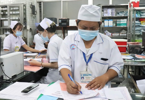 Ước muốn bình yên của ca trực cấp cứu ngày Tết - Ảnh 5. Ước muốn bình yên của ca trực cấp cứu ngày Tết - Ảnh 5.