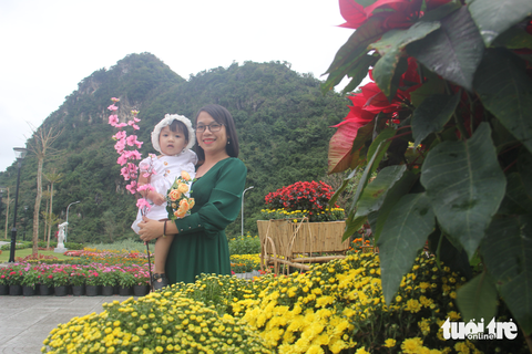 Đà Nẵng mở vườn hoa xuân dưới núi Ngũ Hành Sơn - Ảnh 5. Đà Nẵng mở vườn hoa xuân dưới núi Ngũ Hành Sơn - Ảnh 5.