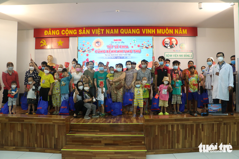 Ước mơ của Thúy mang Tết đến bệnh nhi ung thư - Ảnh 5. Ước mơ của Thúy mang Tết đến bệnh nhi ung thư - Ảnh 5.