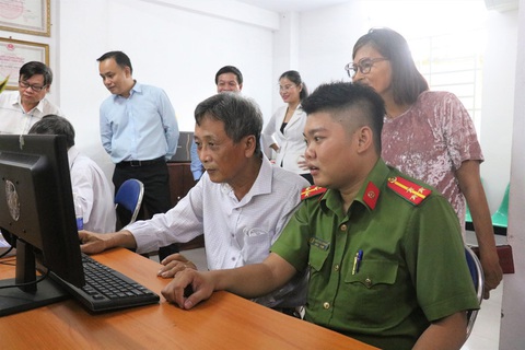 TP.HCM ban hành bộ chỉ số đánh giá chuyển đổi số - Ảnh 1. TP.HCM ban hành bộ chỉ số đánh giá chuyển đổi số - Ảnh 1.
