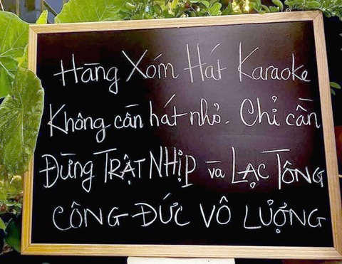 Cuối năm rền rĩ 'Đắp mộ cuộc tình' - Kỳ 6: Kỳ 7: Hát karaoke lịch sự, tại sao không? - Ảnh 1. Cuối năm rền rĩ 'Đắp mộ cuộc tình' - Kỳ 6: Kỳ 7: Hát karaoke lịch sự, tại sao không? - Ảnh 1.