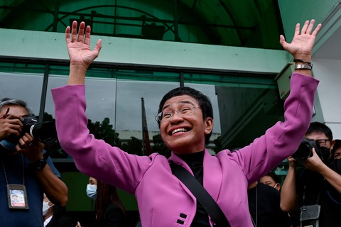 Nhà báo chỉ trích ông Duterte trắng án trốn thuế - Ảnh 1. Nhà báo chỉ trích ông Duterte trắng án trốn thuế - Ảnh 1.